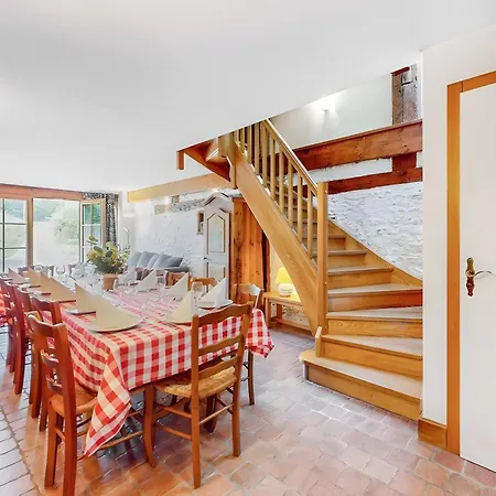 Clos Du Prevert-ferme Des Pruniers Holiday home Taintrux